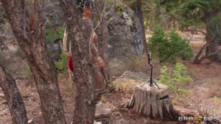 brazzersexxtra.26.10.28.connie.perignon.hot.hiker.humps.park.perv.720p