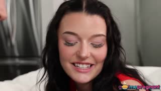 [GotMePregnant] Kloe Love Step Daughter Receives Dick Pic (26.10.22)[480p][xFans]