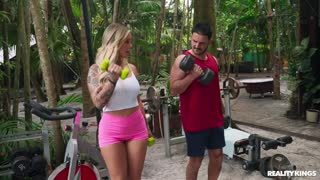 rkprime.26.09.21.kali.roses.an.after.workout.stretching.480p